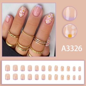 Faux ongles violets avec motifs de marguerites et dégradé de pointes mauves lot de 24