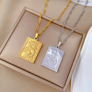 Colliers minimalistes en acier titane or et argent avec pendentifs dragon et signe Fu