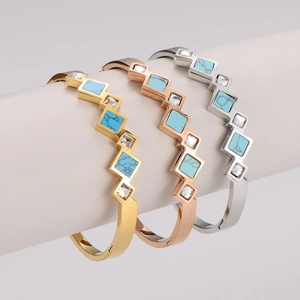 Set van drie geometrische roestvrijstalen armbanden met turquoise en kristallen