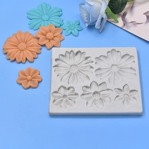 5-cavity daisy flower silicone mold for DIY fondant baking and plaster crafts
