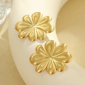 Fashionable matte gold petal earrings featuring delicate floral design for women