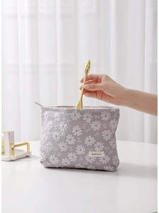 Trousse à maquillage lavande avec broderie marguerites 3D et fermeture éclair en toile