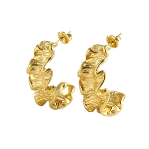 Modern 18K gold plated titanium steel ribbon earrings with irregular wavy metal design