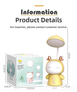 Detailed size specifications of the yellow cartoon deer LED desk lamp and its packaging box