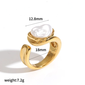 Macro shot of gold-plated ring with 12.8mm pearl detail and 18mm inner diameter dimensions