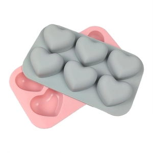 6-cavity heart silicone mold for baking chocolate and mousse in pink and gray