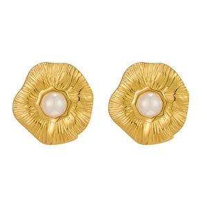 Vintage gold floral earrings with central pearl and textured petals for women