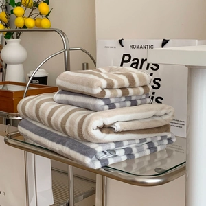 Classic Striped Bath Towel Thickened Absorbent Coral Fleece Quick Drying Wrap Large Towels For Bathroom Home