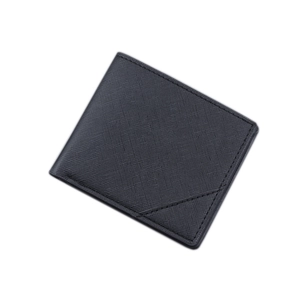 Schlanke Herren-Geldbörse aus schwarzem Saffiano-Leder im Falt-Design auf Weiß
