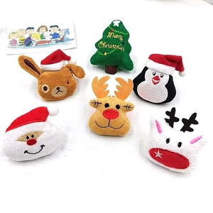 Christmas plush toy brooch set featuring Santa, reindeer, and tree ornaments