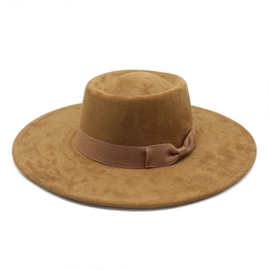 Chapeau fedora marron en feutre de suède à large bord avec ruban pour femme