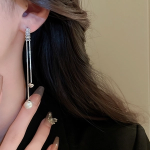 Minimalist long fringe silver needle earrings with zircon and pearls for women