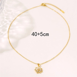 Gold-plated maple leaf necklace with zircon stones, 40+5cm adjustable length