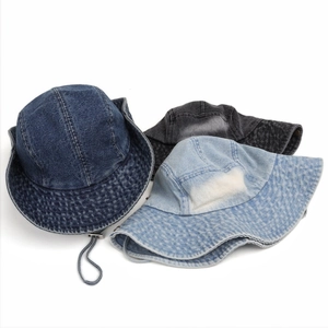 Chapeaux bob en denim délavé pour femmes en bleu foncé, noir et bleu clair de style japonais