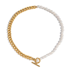 Elegant French vintage gold Cuban chain and white freshwater pearl necklace with OT clasp