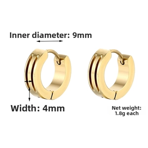 Detail of 9mm gold hoop earrings with three grooves and dimensions in millimeters