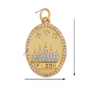 Macro detail of gold oval Queen pendant with white cubic zirconia and size dimensions