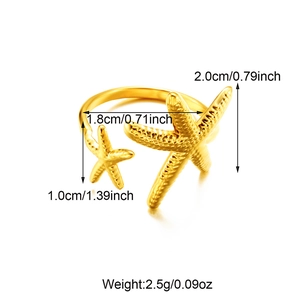 Detailed view of the 18k gold starfish ring featuring realistic textured sea star patterns
