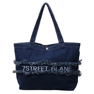 Sac cabas en denim bleu foncé minimaliste avec bordures effilochées et broderie