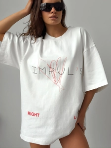T-shirt blanc oversize pour femme en coton avec imprimé lettres IMPUL'S et motif cœur rouge