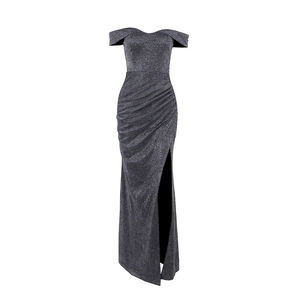 Elegant off-the-shoulder silver glitter evening dress with slim fit and high side slit
