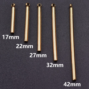 Detailed size comparison of gold stainless steel bar pendants from 17mm to 42mm length