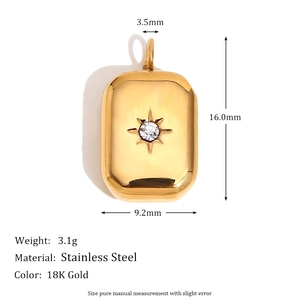 Gold rectangular pendant in 18K stainless steel with zircon and precise dimensions