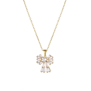 Elegant 18k gold-plated stainless steel necklace with sparkling zircon bow pendant