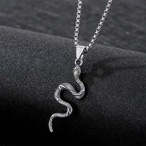 Snake Pendant Necklace Stainless Steel Retro Vintage Animal Charm Jewelry Box Chain Punk Style For Men Women