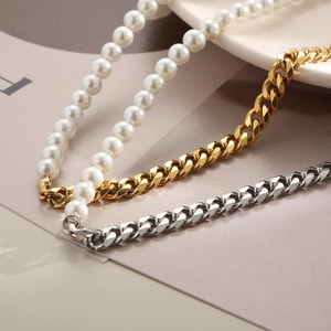 Chic 18K gold and silver stainless steel cuban chain necklace with white pearls