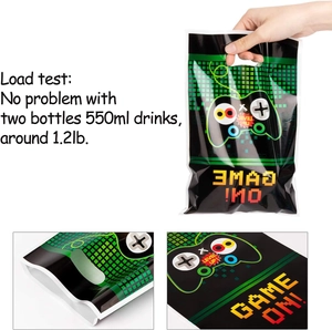 Detail of gamer gift bag showing handle strength and capacity for two 550ml bottles