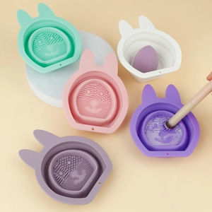 Silicone Makeup Brush Cleaner Bowl Collapsible Rabbit Shape Multi Texture Cleaning Mat Portable Scrubber Tool