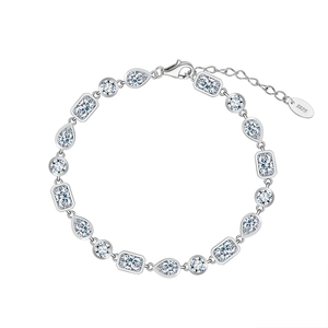 Exquisite S925 sterling silver bracelet featuring geometric cubic zirconia in a modern style