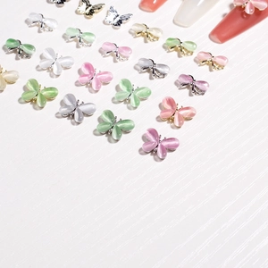 3D Schmetterling Nagelkunst-Anhänger mit Katzenaugeneffekt in verschiedenen Farben für DIY