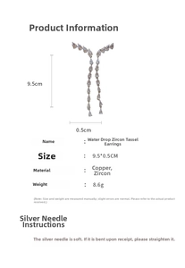 Dettaglio orecchini lunghi con nappe in zircone a goccia e dimensioni di 9,5x0,5cm