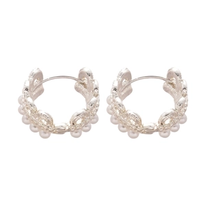 Elegant silver lace crown hoop earrings with small pearls for a minimalist French style