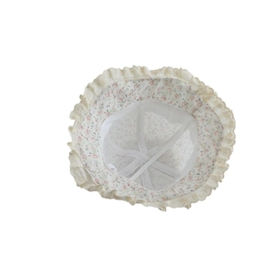 Girls floral lace sun hat in beige cotton with delicate bow and wide brim for spring