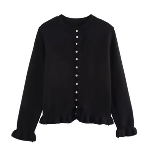 Gilet en maille noir avec poignets à volants étagés et ourlet à col rond boutonné