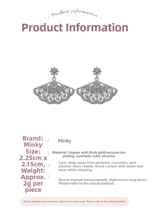 Detailed technical specifications for silver fan-shaped cubic zirconia stud earrings