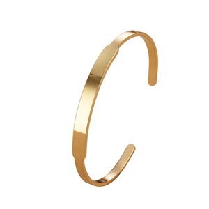 Detailansicht des gravierbaren flachen Bereichs eines goldenen Titanstahl-Armreifs für Damen.