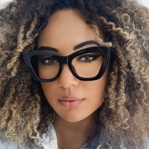 Fashionable oversized black cat-eye glasses for women with blue light blocking lenses