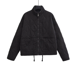 Veste matelassée noire légère pour femme avec col montant et cordon de serrage réglable