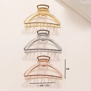 Detailed dimensions of 7.5cm semicircular metal hair claws in gold, silver, and rose gold