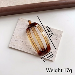 Amber tortoiseshell oval hair clip, 12cm acrylic claw for thick hair, 17g lightweight