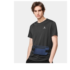 Detail of blue waterproof running belt with adjustable strap and front zipper pocket