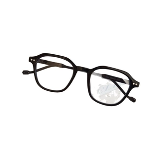 Classic round black frames kids fashion sunglasses with UV protection and retro metal studs