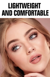 Professionelles Wimperntusche-Detail mit leichtem und bequemem lang anhaltendem Augen-Make-up.