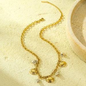 18k gold plated stainless steel chunky chain necklace with seashell and conch charms