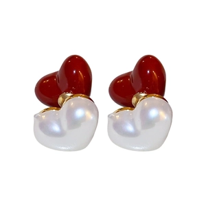 Douces boucles d'oreilles cœur bicolores en acrylique rouge et blanc nacré pour femme