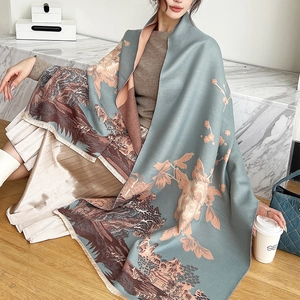Double-sided floral jacquard scarf in grey-blue and brown with elegant fringe detail